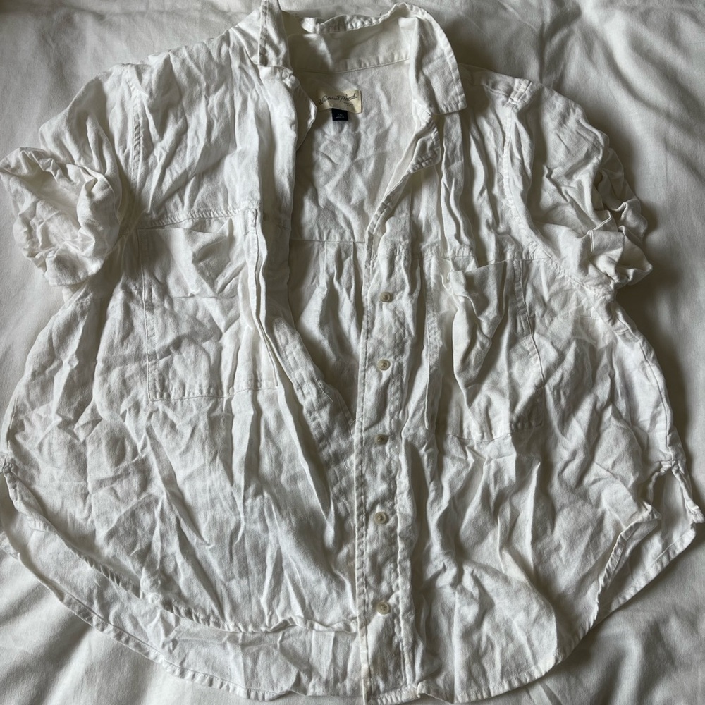 Linen Universal Thread Short Sleeve Top